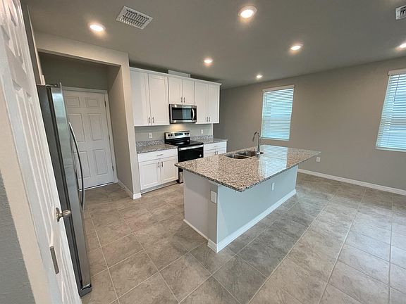 3rd image of 798 Legacy Dr #1
