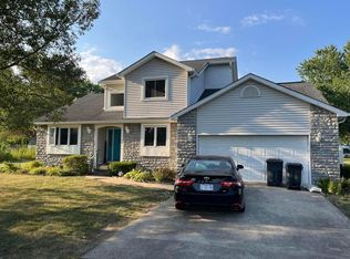 5240 Loeffler Dr, Groveport, OH 43125