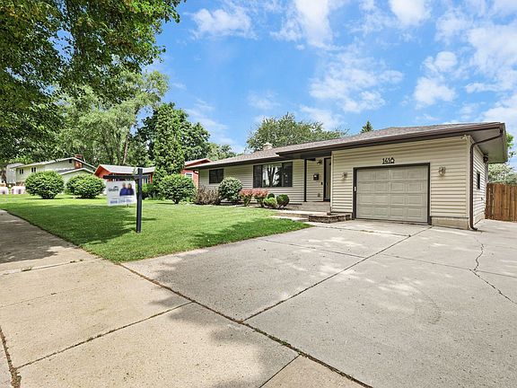 4th image of 1418 Arrowood Dr