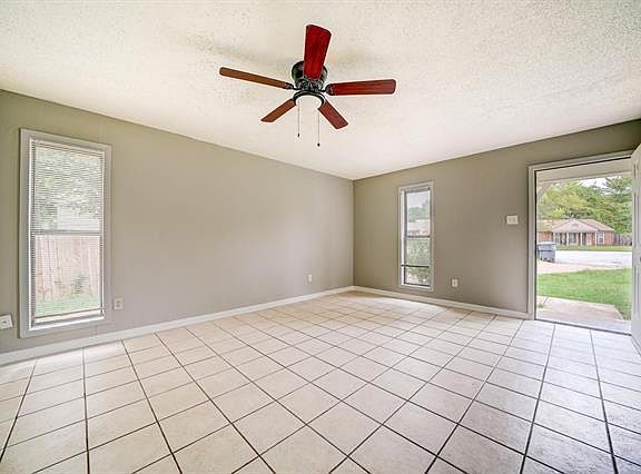 4th image of 4378 Sherrycrest Cv