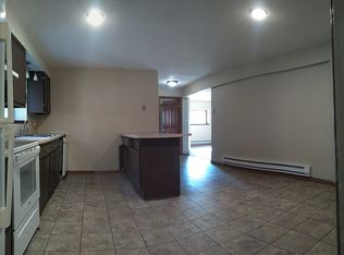 313 14th St S #1, Fargo, ND 58103