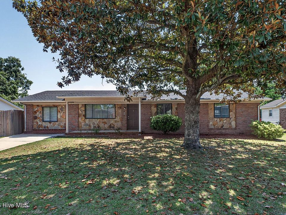 1st image of 3214 Sylvester Drive