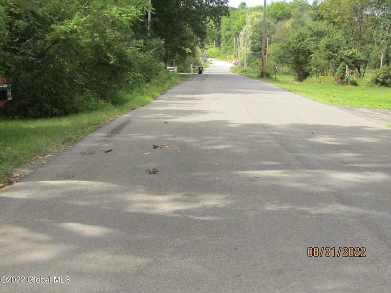 3rd image of 337 Wilbur Road
