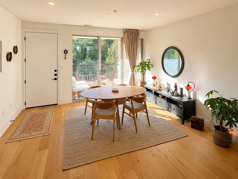 2910 S 1st St #303 — Photo 4