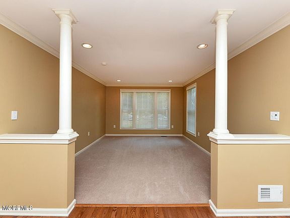 4th image of 133 Ironwood Ct