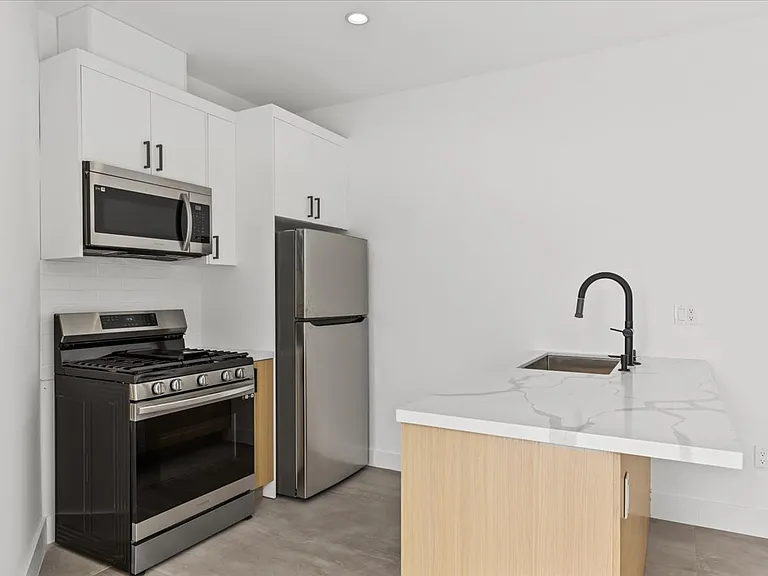 12775 Zanja St #12775 — Photo 4