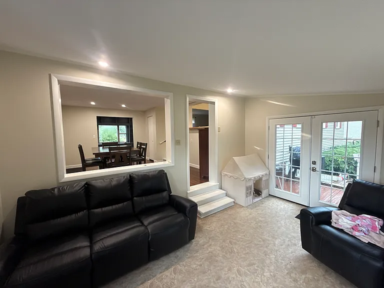 1497 Eastview Dr — Photo 12