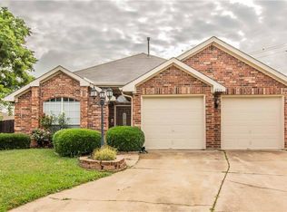 4233 Ocho Rios Dr, Fort Worth, TX 76137