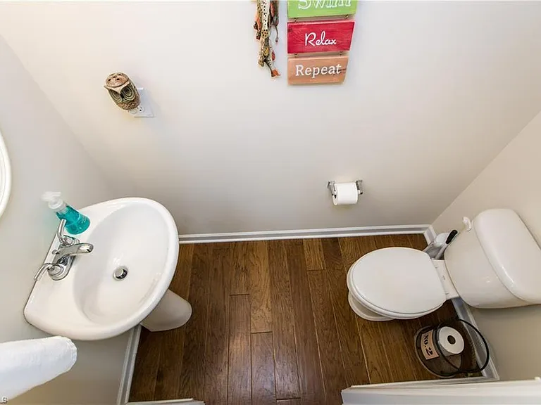 2110 Longburn Dr — Photo 20