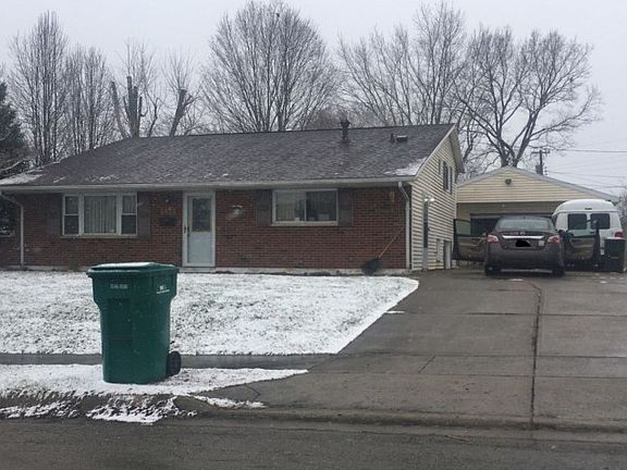 2nd image of 124 Hoak Dr
