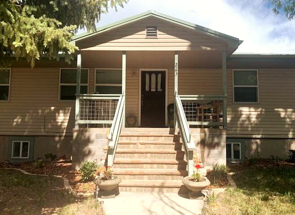 Welcome to 223 Orchard Avenue, Paonia!