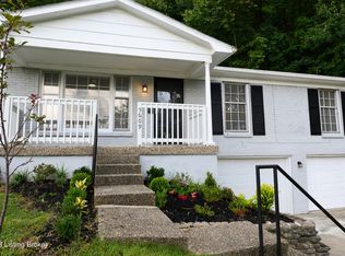 5609 Brinson Dr, Louisville, KY 40216