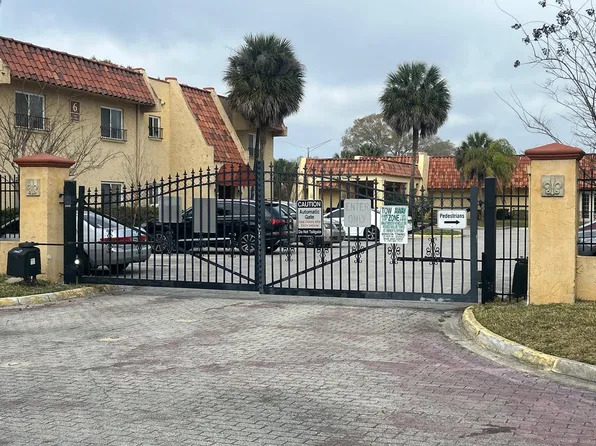 6552 E La Mirada Dr #1, Jacksonville, FL 32217