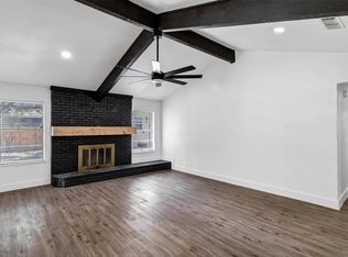 1302 Cindy Ct, Cleburne, TX 76033