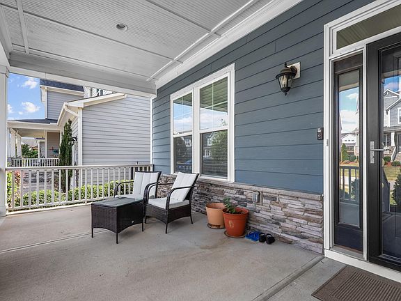 2nd image of 129 Tisbury Dr