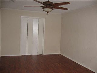 5th image of 2713 Greenhill Dr