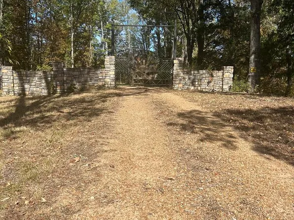 269 Meyer Ln, Woodville, MS 39669