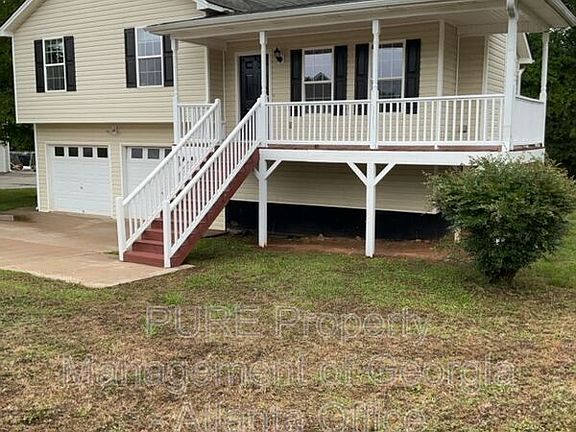 3rd image of 177 Majesty Dr