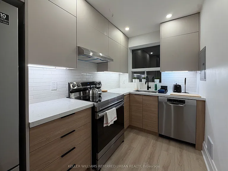 823 Millwood Rd #6 — Photo 3