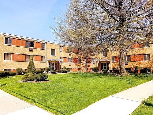 Diamond Creek Apartments Photo 1