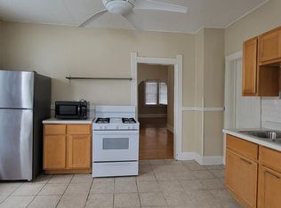 2562 N Bremen St #2562, Milwaukee, WI 53212