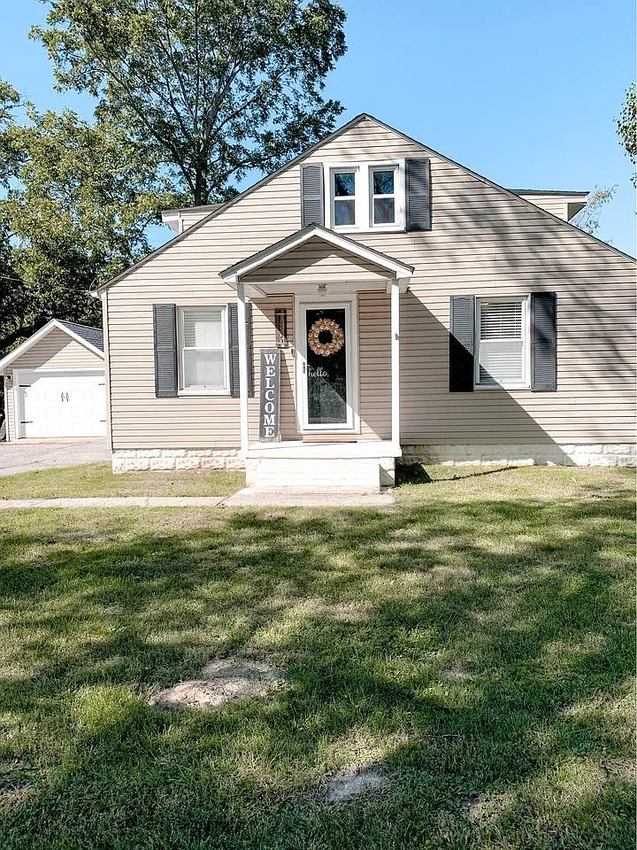 2 bed, $1,150 — Photo 1