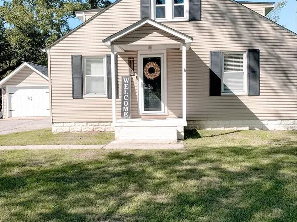 1665 Imbs Station Rd, East Carondelet, IL 62240