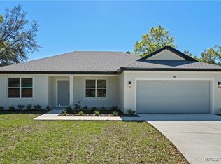 18 Pine Pass Ln, Ocala, FL 34472