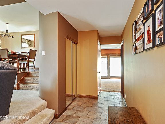 2nd image of 2134 E Peachtree Ln