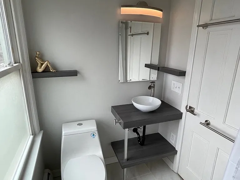 2600 Elmwood Ave #8 — Photo 1