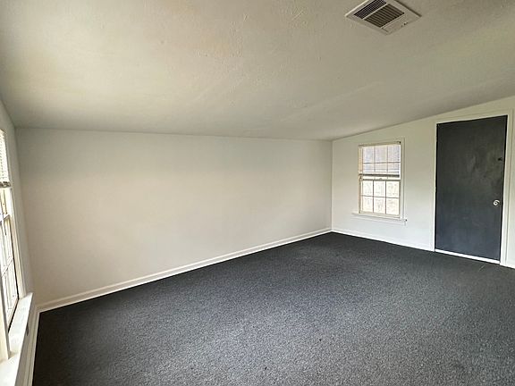 5th image of 1105 Christy St