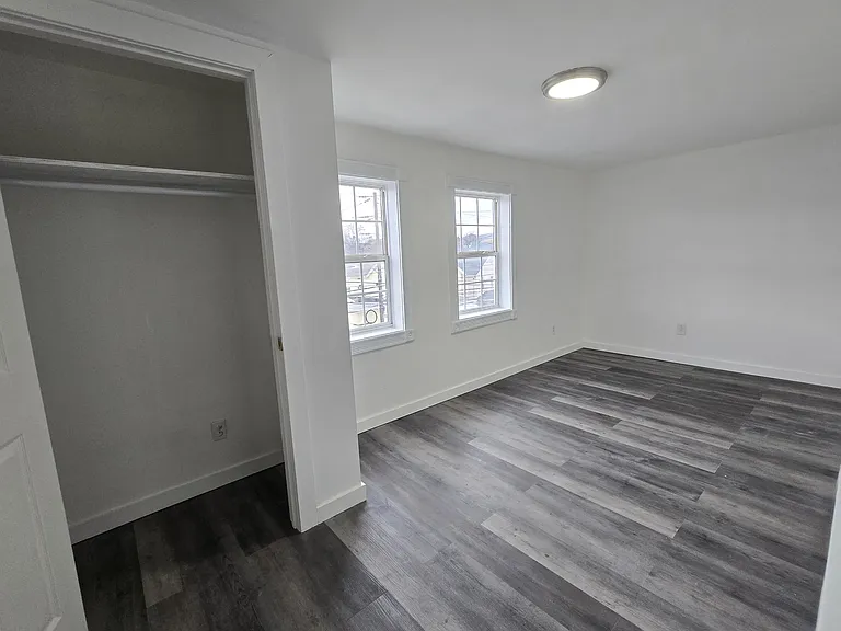 1136 Luzerne St #1136 — Photo 21