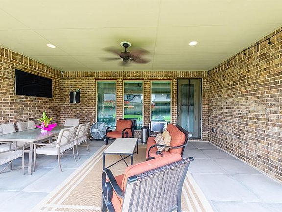 5th image of 3919 Teal Bay Ln