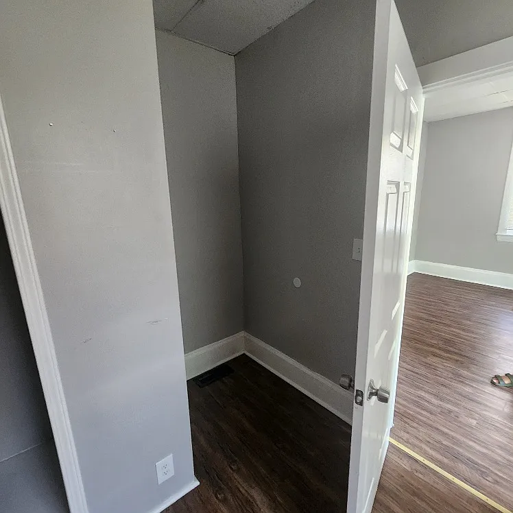 3020 Searsdale Ave - 2- Down Back — Photo 3