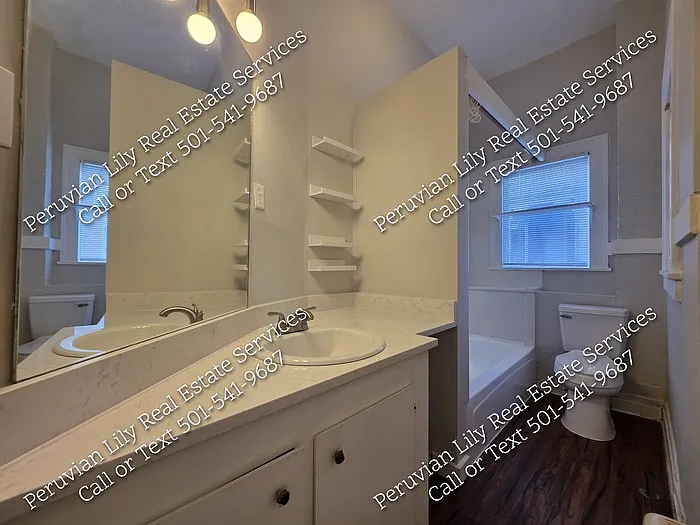 305 E 7th St #2 — Photo 13