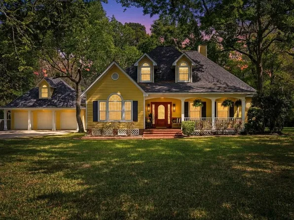 20506 Victorious Dr, Hockley, TX 77447