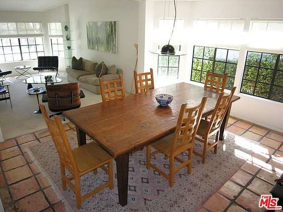 5th image of 5907 Julian Ln