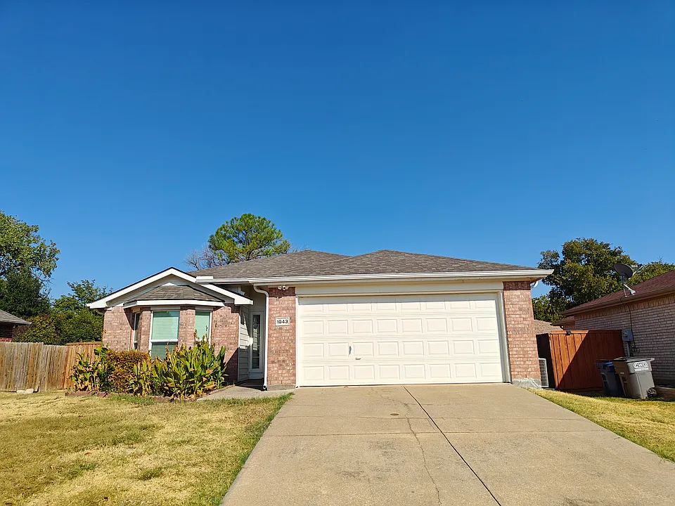 1043 Mustang Ct