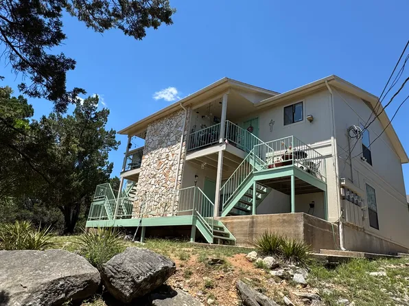 5608 Clubhouse Dr APT A, Lago Vista, TX 78645