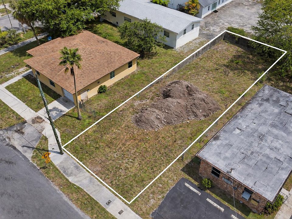 1st image of 438 NW 13th Avenue