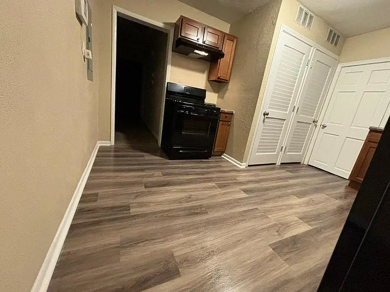 308 Oakdale Ave — Photo 15