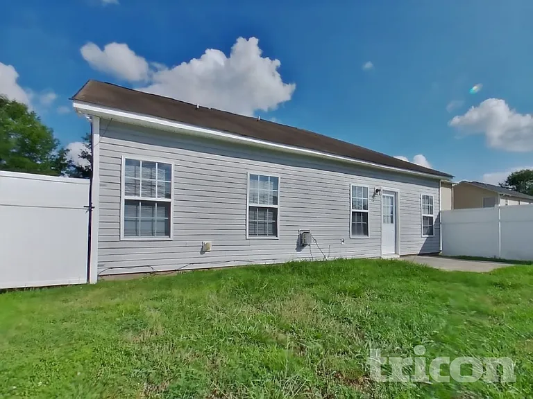 8326 Knapp Ct — Photo 21