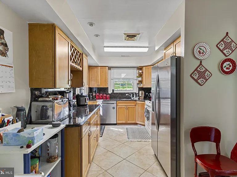 1435 Crofton Pkwy — Photo 14