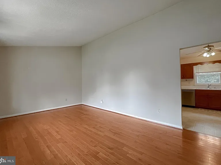 109 Morris Dr — Photo 21