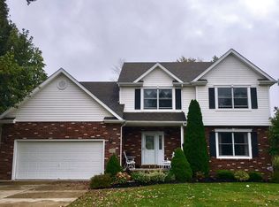 4701 Perry Ct, Lewiston, NY 14092