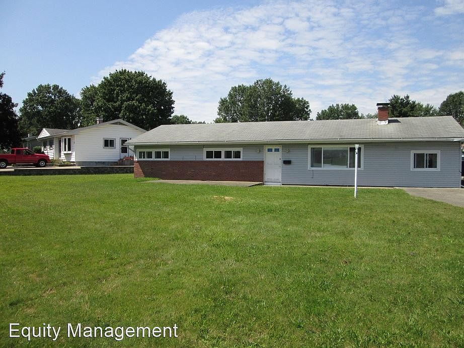 1st image of 2798 Bainbridge Ave