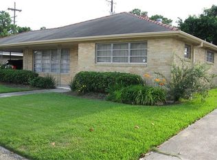 552 Smith Dr, Metairie, LA 70005