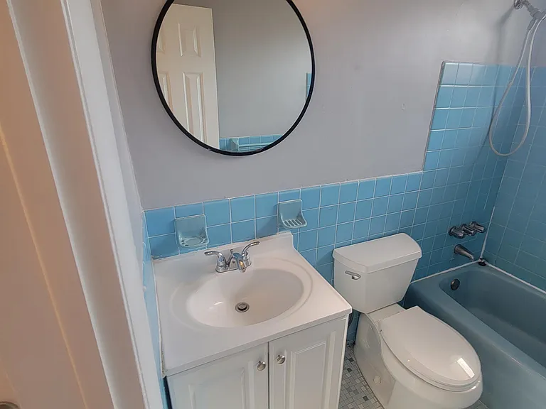 7211 Venetian St #2 — Photo 5