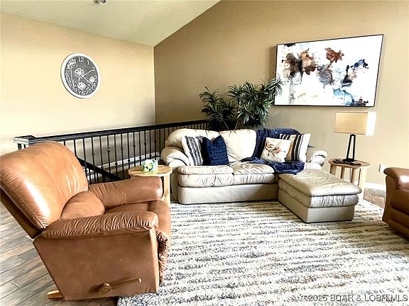 5th image of 5353 Bayview Ct