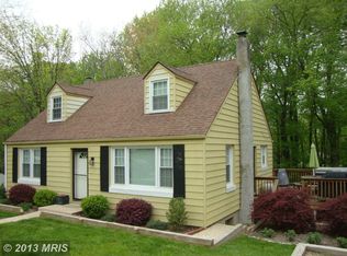 9946 Hilltop Dr, Baltimore, MD 21234